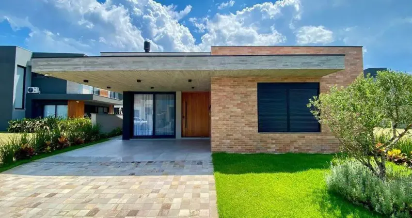 Casa à venda, 3 quartos, 3 suítes, 2 vagas, Condomínio Sunset Xangri-Lá - Xangri-Lá/RS