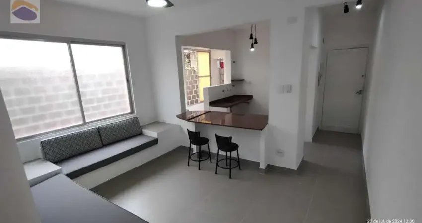 Apartamento 2 dormitórios em Boqueirão - Santos, SP