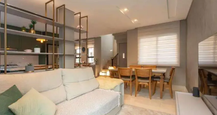 Lindo triplex em condomínio fechado, totalmente mobiliado, prox. ao Jacomar