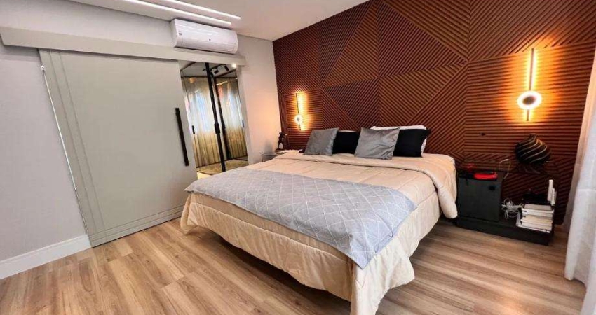 LINDO QUADRIPLEX TOTALMENTE MOBILIADO EM CONDOMÍNIO FECHADO.