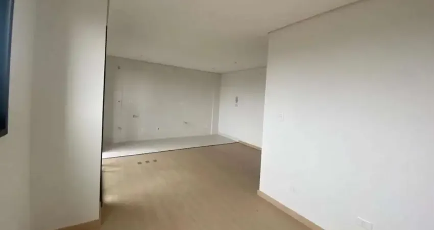 Apartamento com 2 dormitórios  1 sendo suíte , 2 Vagas, no Bairro Cajuru