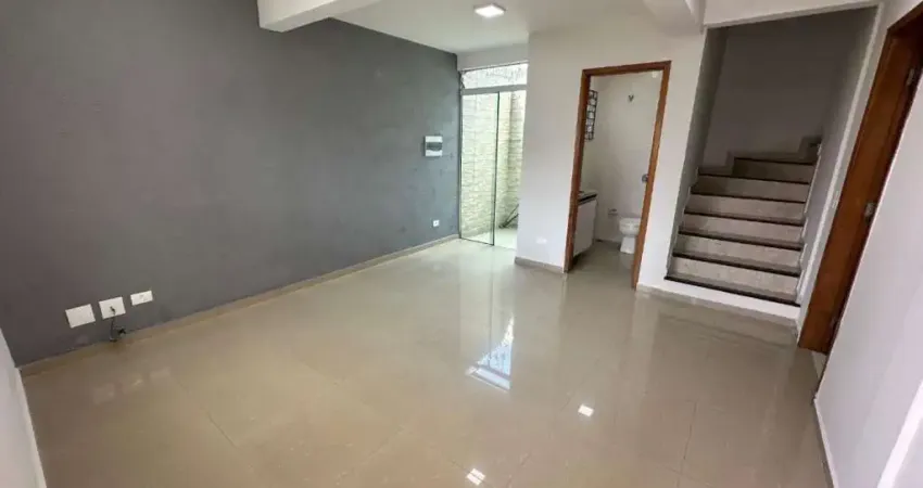 Sobrado com 4 dormitórios à venda, 110 m² por R$ 600.000,00 - Fanny - Curitiba/PR