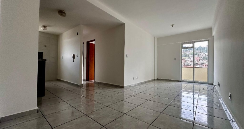Apartamento com varanda e vaga coberta no Bonfim, prédio com elevador