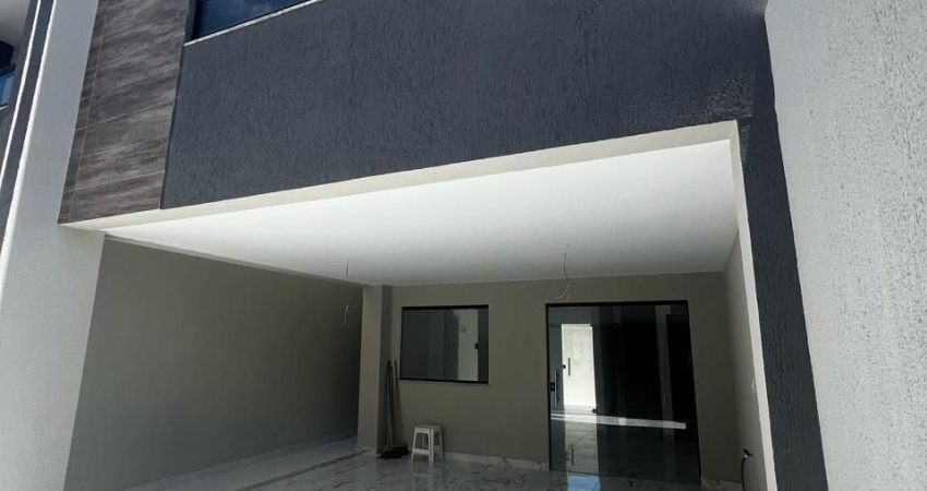 ALUGO CASA SOLTA DUPLEX 3/4 SUITES NO BAIRRO PRAIA DE IPITANGA EM LAURO DE FREITAS!