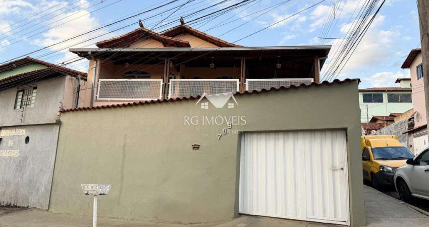 Casa com 4 quartos à venda no Araguaia, Belo Horizonte 