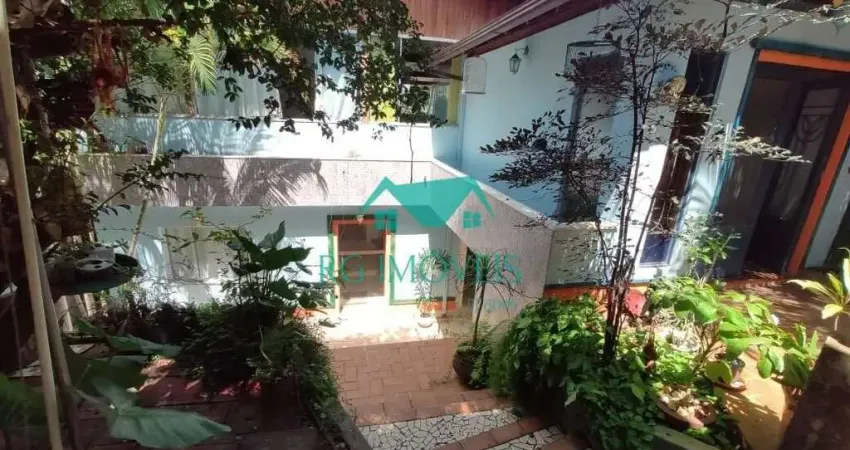 Casa com 6 quartos à venda no Barreiro, Belo Horizonte 