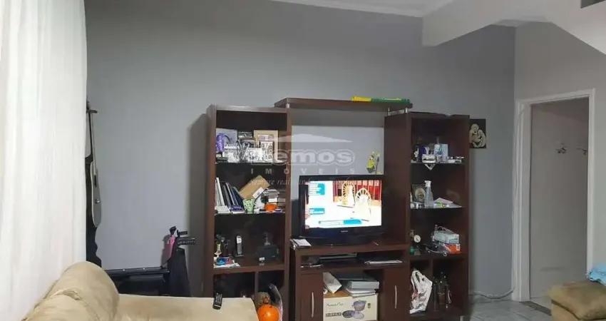 Sobrado com 4 quartos à Venda, Jardim Roberto - Osasco