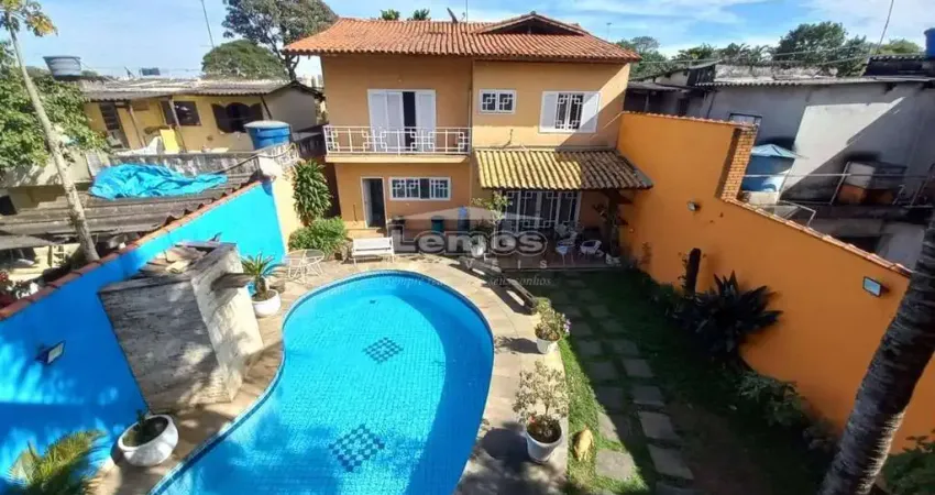 Casa com 4 quartos à venda no I.A.P.I., Osasco 