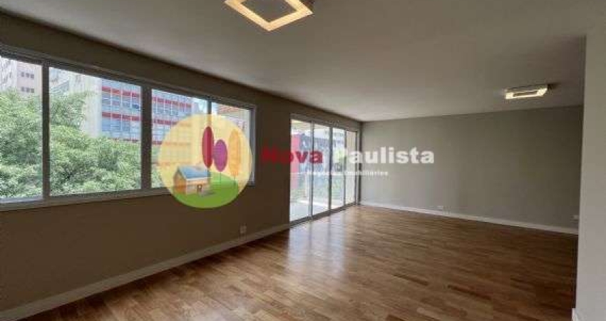 Apartamento com 4 quartos para venda, 240 m², por R$3.000.000