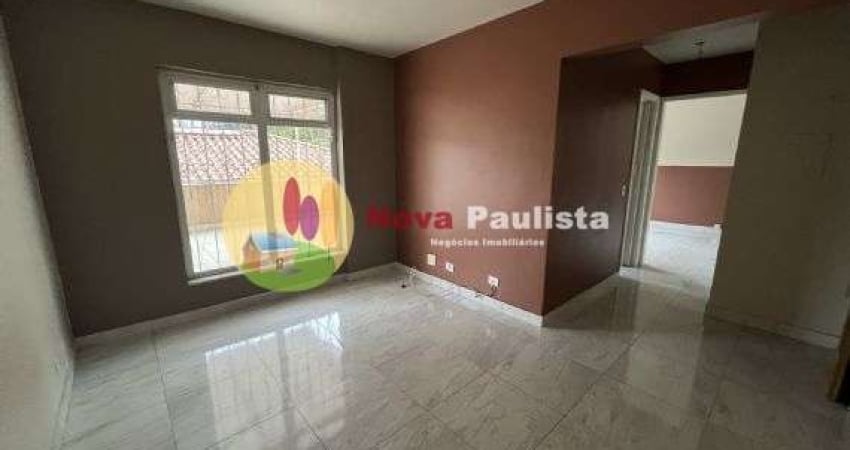 Apartamento com 1 Quarto e 1 banheiro para Alugar, 55 m² por R$ 1.300/Mês