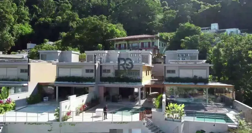 Casa de Luxo em Condomínio: 5 Suítes, Piscina Privativa e Vista para Mata Atlântica em Juquehy, São Sebastião-SP