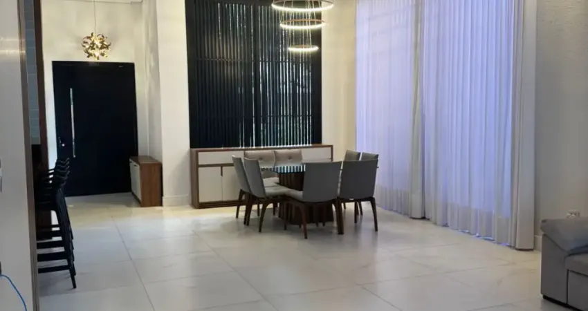 Casa em condomínio fechado com 3 quartos para alugar na Avenida Paisagem, 453, Cidade Tamboré, Santana de Parnaíba