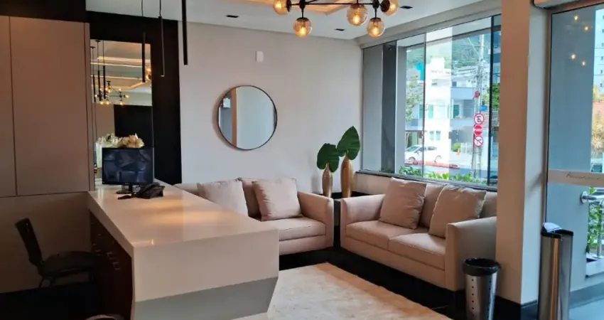 Apartamento Garden de 2 dormitórios à venda  na Trindade, em Florianópolis.