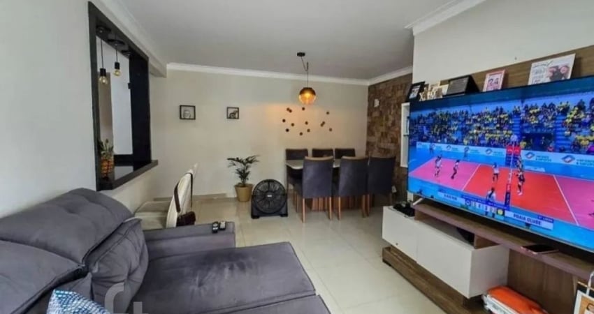 Apartamento à venda em Itacorubi com 82 m², 3 quartos