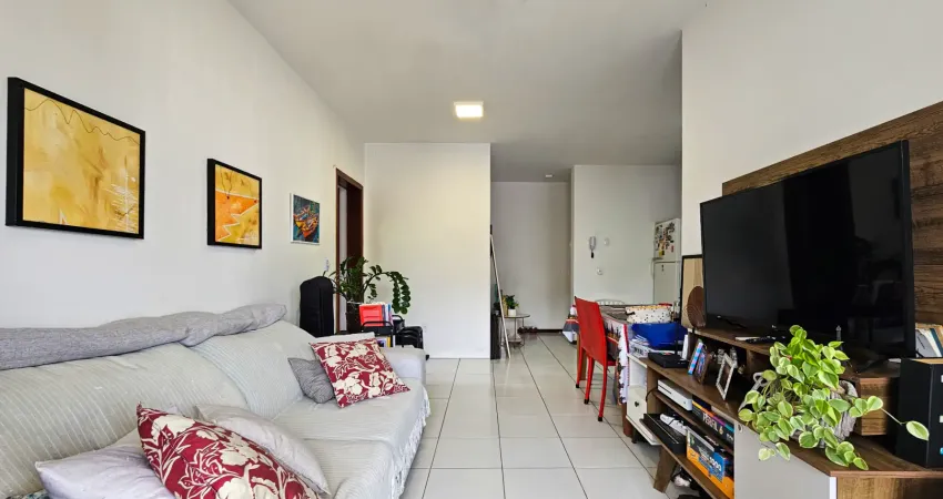 Apartamento de 3 dormitórios, sendo 1 suíte, com 1 vaga de garagem, à venda no itacorubi.