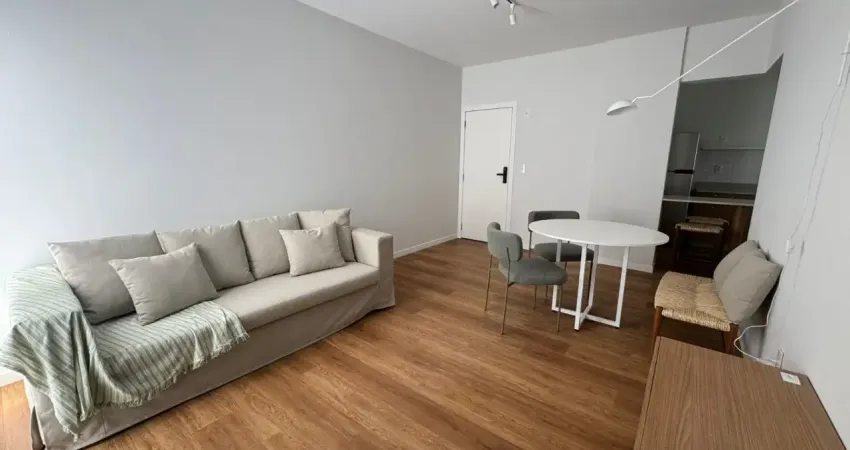 Apartamento de 2 dormitórios à venda na trindade, em florianópolis.