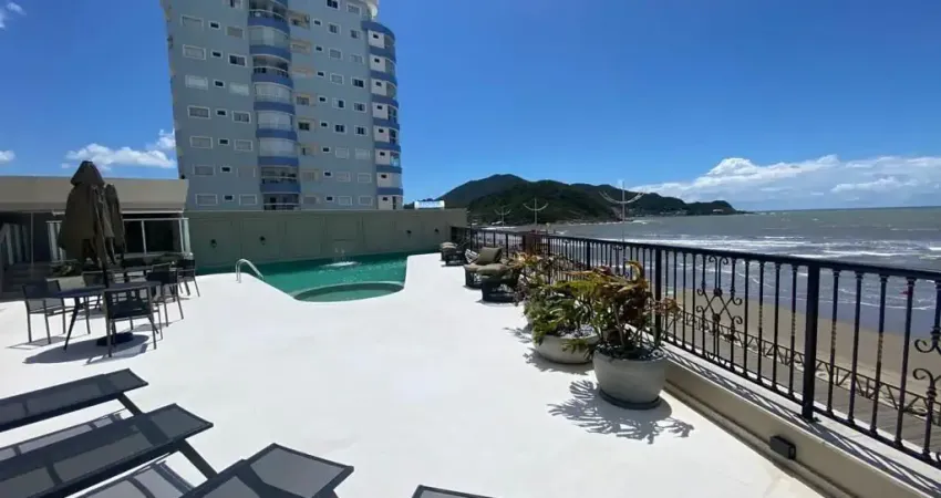 Apartamento com 2 quartos para alugar na Rua João Sacavem, Centro, Navegantes