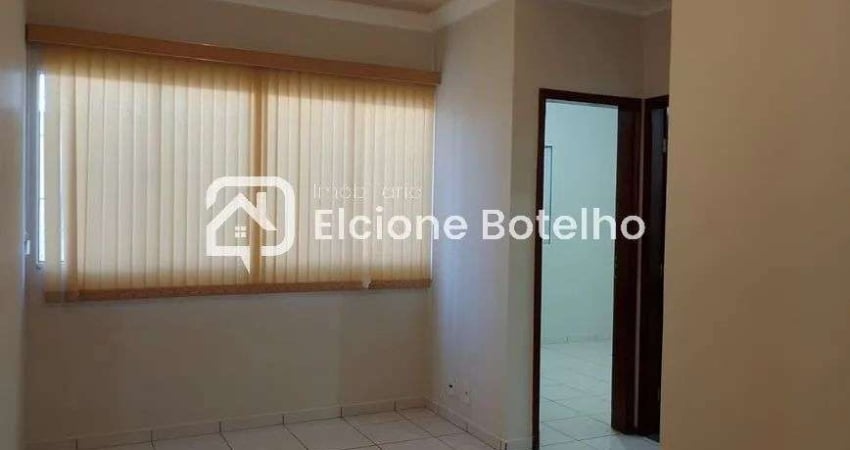 Casa para locação de aprox. 50 m², com 2 quartos, no bairro Santa Mônica - Uberlândia - MG