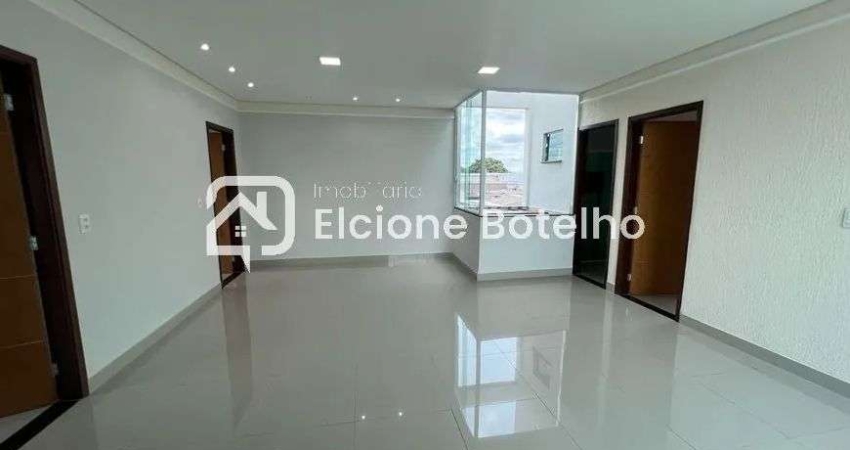 Casa para locação de aprox. 200 m², com 4 quartos, no bairro Alto Umuarama - Uberlândia - MG