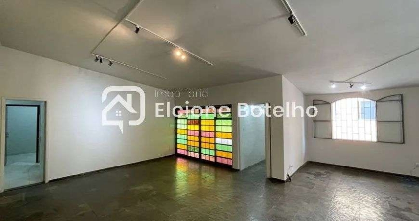 Casa para locação de aprox. 317 m², com 4 quartos, 2 suítes, no bairro Saraiva - Uberlândia - MG