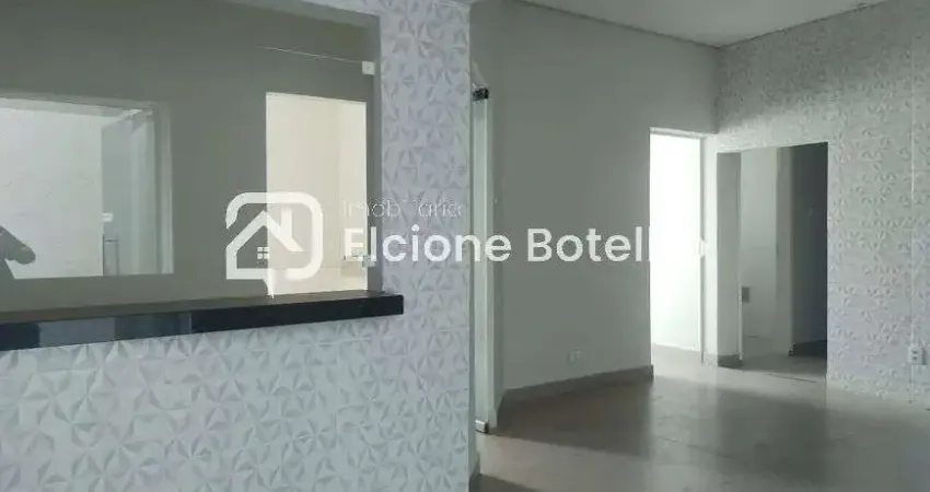 Casa comercial para locação de aprox. 80 m², com 4 quartos, no bairro Centro - Uberlândia - MG