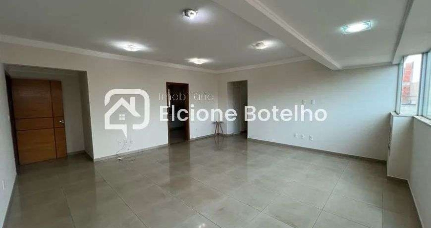 Apartamento para locação de aprox. 150 m², com 3 quartos, no bairro Saraiva - Uberlândia - Mg