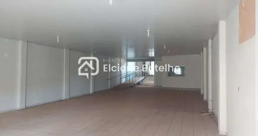 Cômodo para locação de aprox. 300 m², com habite-se, no bairro Cazeca - Uberlândia - Mg