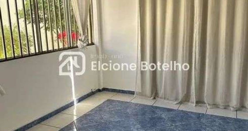 Casa para locação de aprox. 80 m², com 3 quartos, 1 suíte, no bairro Tabajaras - Uberlândia - MG