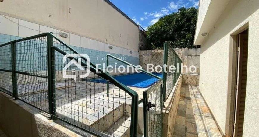 Casa para locação de aprox. 240 m², com 4 quartos, no bairro Santa Mônica - Uberlândia - MG