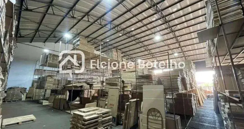 Galpão para locação de aprox. 1000 m², no bairro Custódio Pereira - Uberlândia - MG