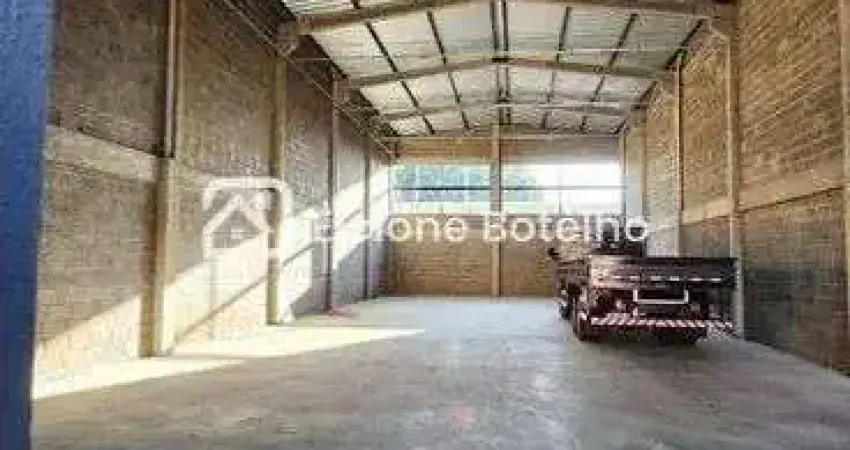 Galpão comercial para locação de aprox. 337 m², no bairro Nossa Senhora das Graças - Uberlândia - MG