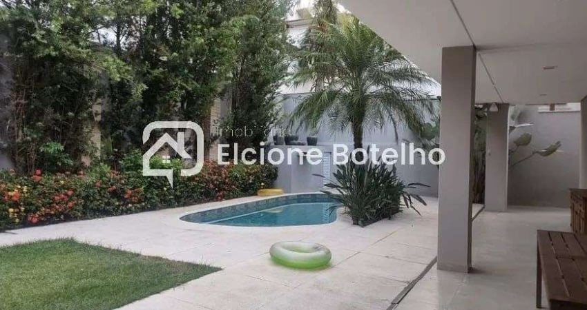 Casa para locação de aprox. 418 m², com 4 quartos, no bairro Nova Uberlândia - Uberlândia - MG
