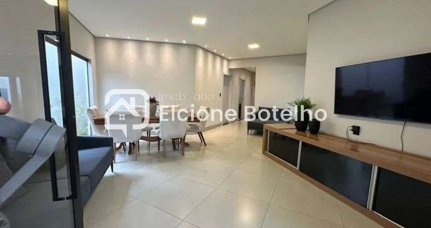 Casa para locação de aprox. 220 m², com 3 quartos, no bairro Jardim Colina - Uberlândia - Mg