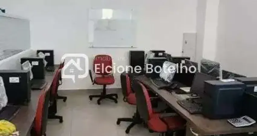 Prédio comercial para locação de aprox. 458 m², no bairro Novo Mundo - Uberlândia - MG