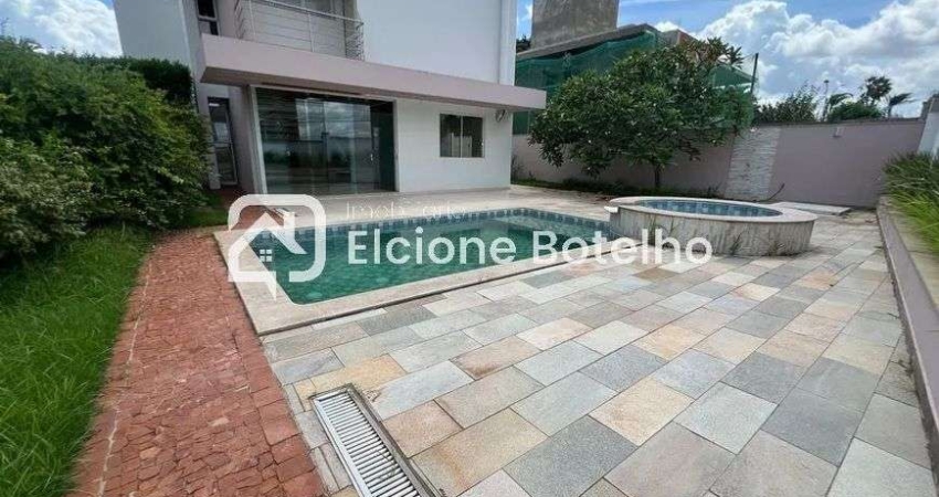 Casa em condomínio para locação de aprox 311 m², com 3 quartos no Morada da Colina - Uberlândia - Mg