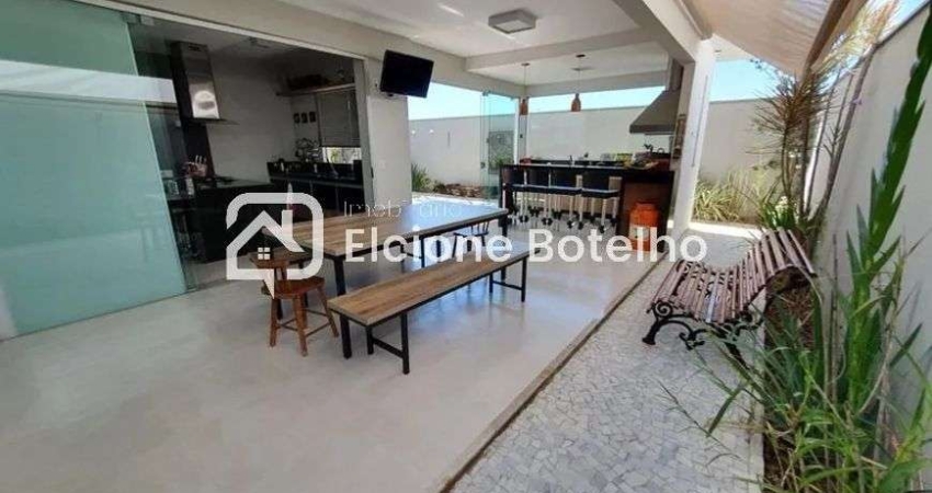 Casa em condomínio para locação, de aprox.200 m², com 3 quartos no Jardim Botânico - Uberlândia - MG