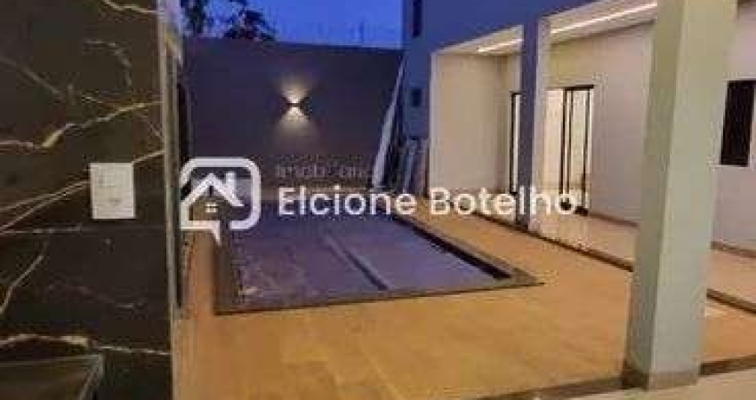 Casa para locação de aprox. 180 m², com 3 quartos, 1 suíte, no bairro Novo Mundo - Uberlândia - MG