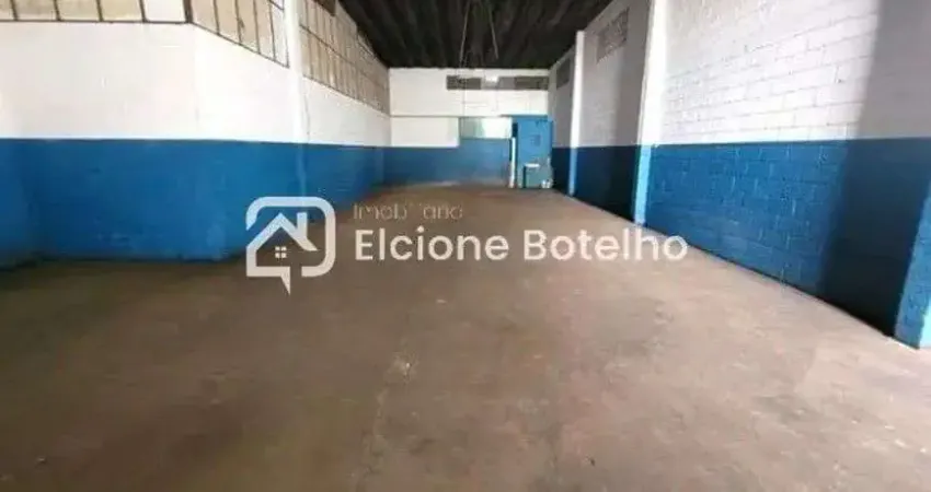 Barracão para locação de aprox. 800 m², no bairro Brasil - Uberlândia - MG