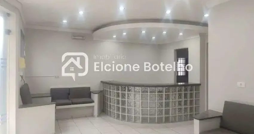 Casa comercial para locação de aprox. 230 m², com 4 salas, no Centro - Uberlândia - MG