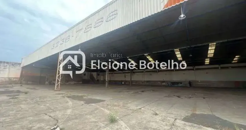 Barracão para locação de aprox. 2066 m², no bairro Marta Helena - Uberlândia - MG