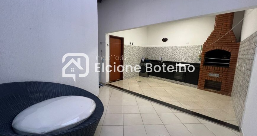 Casa para locação de aprox. 209 m², com 3 quartos, no bairro Dona Zulmira - Uberlândia - MG