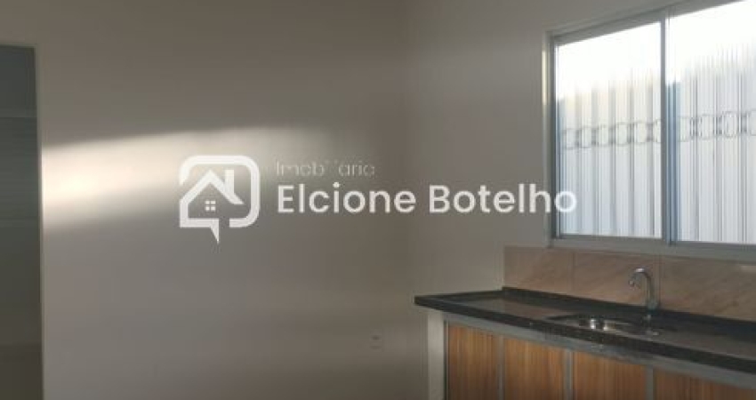 Casa para locação de aprox. 100 m², com 4 quartos, no bairro Planalto - Uberlândia - MG