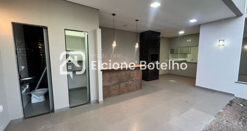 Casa para locação de aprox. 166 m², com 3 quartos, 1 suíte, no bairro Novo Mundo - Uberlândia - MG