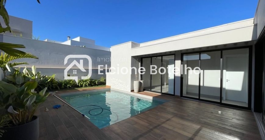 Casa em condomínio para locação de aprox 336 m², com 4 quartos no Granja Marileusa - Uberlândia - MG