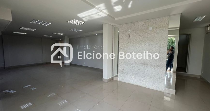 Cômodo comercial para locação de aprox. 74 m², no bairro Segismundo Pereira - Uberlândia - MG