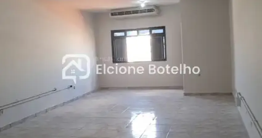 Prédio comercial para locação de aprox. 454 m², no bairro Nossa Senhora Aparecida - Uberlândia - MG