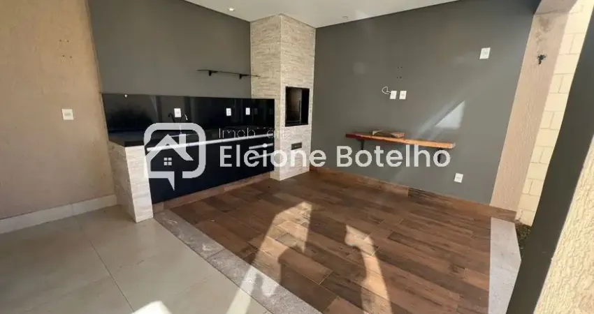 Casa em condomínio para locação de aprox 160 m², com 3 quartos no Granja Marileusa - Uberlândia - MG