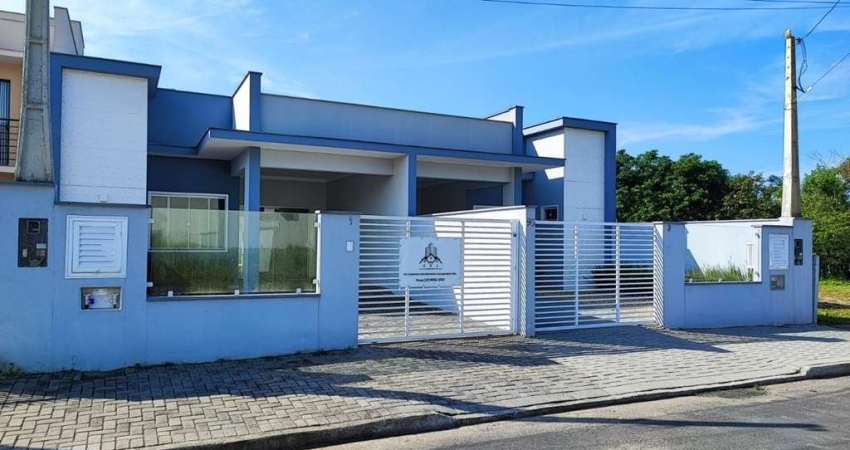 Casa à venda no bairro Jaraguá 99 em Jaraguá do Sul/SC