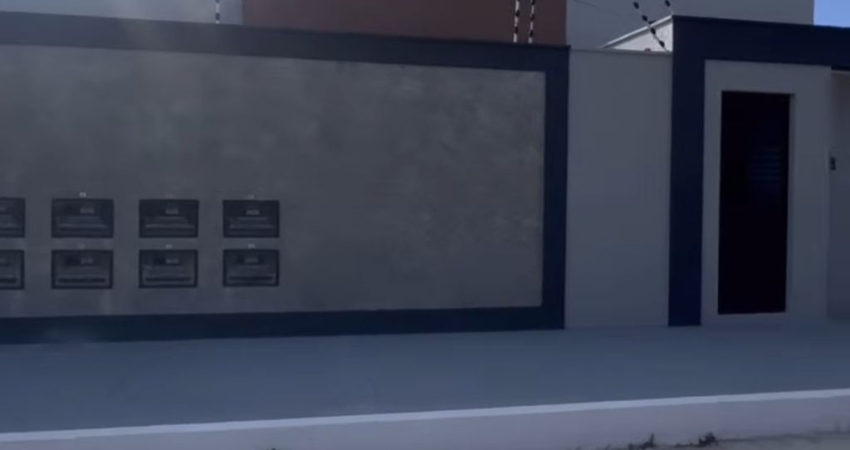 Casa em Condomínio Fechado em Parnamirim - 2/4 Suíte - 77m²