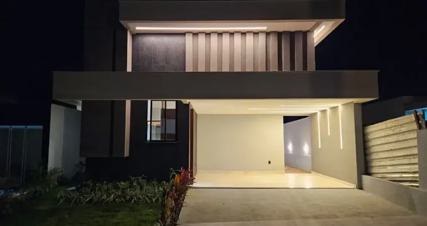 Casa em Condomínio Fechado em Parnamirim - 4 Suítes - 162m²